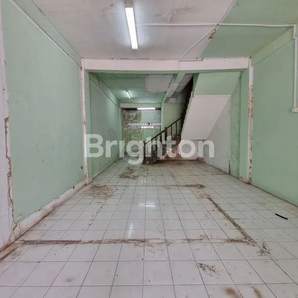 image RUKO DENGAN RAMAI PENDUDUK DI RUKO MITRA MALL BATU AJI (2)