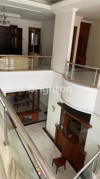 image RUMAH CANTIK 3 LANTAI MUARA KARANG (4)