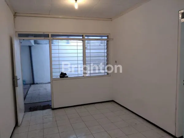 image RUMAH WISMA PERMAI, DEKAT GALAXY MALL (7)