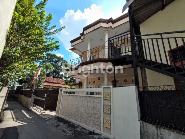 image DI JUAL RUMAH DAN KOS-KOSAN EXCLUSIVE POSISI DI GERBANG KAMPUS STAN (1)