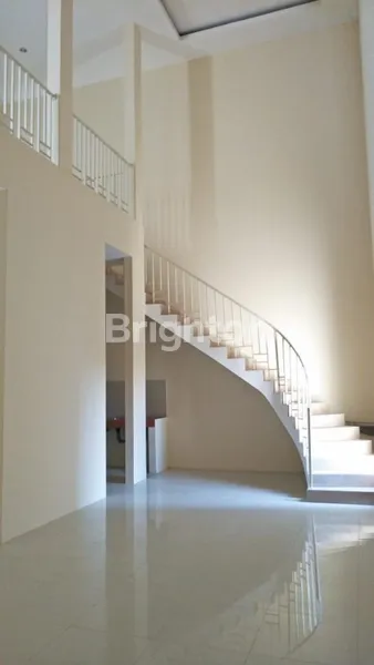 image SIAP HUNI RUMAH KEBONSARI ELVEKA, ROW JALAN LEBAR, DEKAT KETINTANG GAYUNGSARI AHMAD YANI (6)