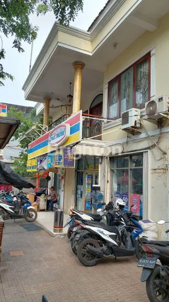 image RUMAH USAHA TENIS RAYA KAPUK,JAKARTA UTARA (1)
