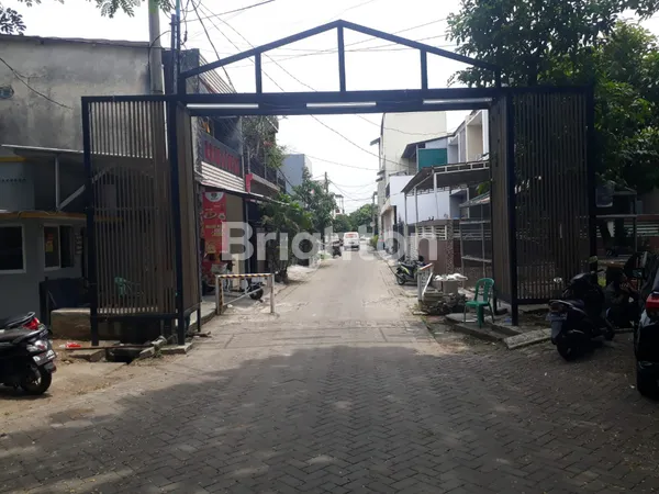 image RUMAH LAMA HOEK HITUNG TANAH DI CIPONDOH TANGERANG DEKAT GREEN LAKE CITY PORIS INDAH (4)