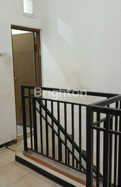 image RUKO KAPAS GADING MADYA DEKAT KEDUNG COWEK, KENJERAN, SURAMADU, MULYOREJO, MULYOSARI (2)