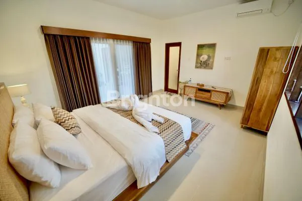 image VILLA 2 BEDROOM VIEW SAWAH AREA KEROBOKAN (5)