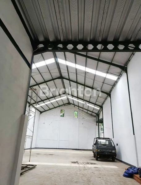 image GUDANG PAKIS LT 1200M, LB 1100M, ABDUL RAHMAN SALEH, PAKIS, MALANG, JAWA TIMUR (8)