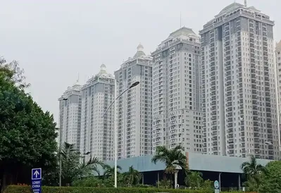 Harga Sewa Apartemen French Walk MOI