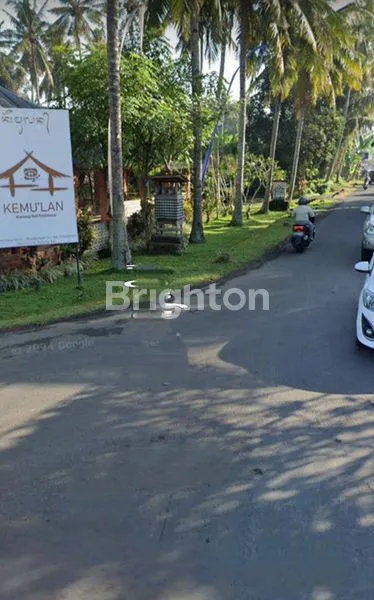 TANAH 16 ARE PINGGIR JALAN DI BLUMBUNGAN  ABIANSEMAL, LOKASI STRATEGIS DEKAT RESTO WARUNG KEMULAN