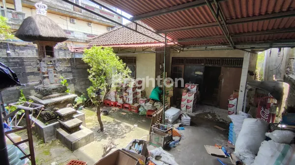 image TOKO 2 LANTAI PLUS BANGUNAN RUMAH DI GUNUNG AGUNG DENPASAR (2)