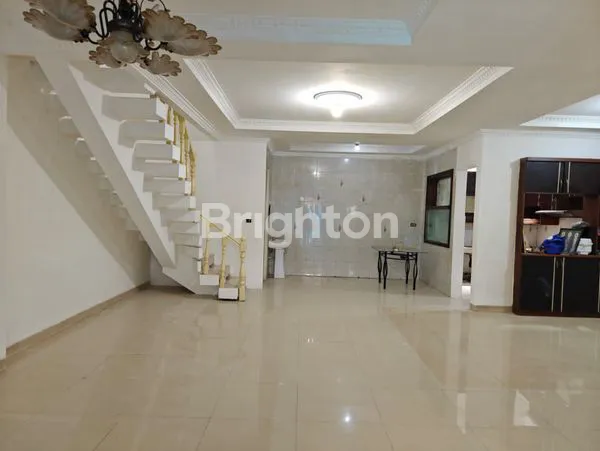 image RUMAH MUARA KARANG PLUIT (2)