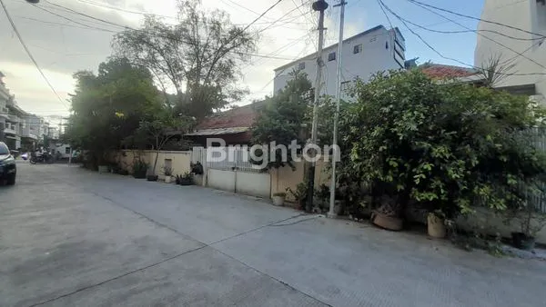 image RUMAH HUK PREMIUM COCOK UNTUK USAHA ATAU INVESTASI DI JALAN BESAR JELAMBAR (1)