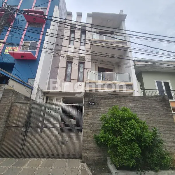 image RUMAH MEWAH SIAP HUNI - TUBAGUS ANGKE, JAKARTA BARAT (1)