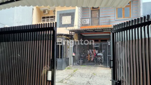 image RUMAH BAGUS KULDESAK KEPA DURI 2.5 LANTAI SEMI FURNISH (2)