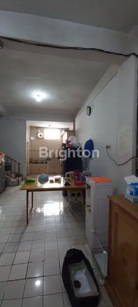 image RUKO CIPUTAT REMPOA, TANGERANG SELATAN. LOKASI RAMAI DAN STRATEGIS (3)