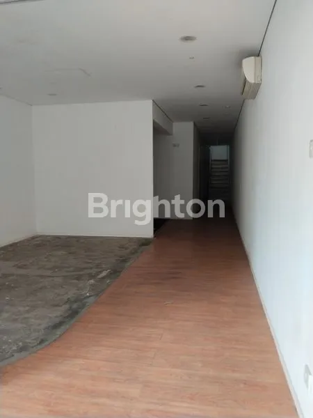 image RUKO 4 LANTAI RAWAMANGUN (1)