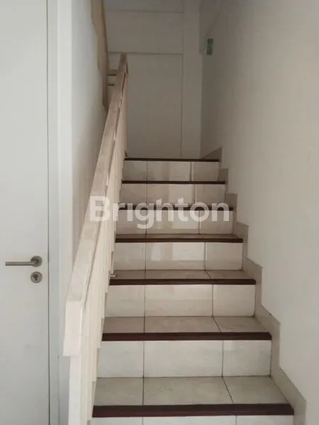 image RUKO 4 LANTAI RAWAMANGUN (5)