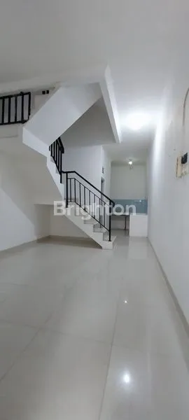image RUMAH SIAP HUNI 2 LANTAI DI TANJUNG DUREN (2)