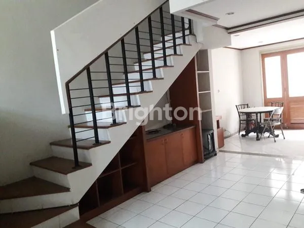 image DIJUAL RUMAH SEKTOR GADING SERPONG 2 LANTAI LEBAR 7 (2)