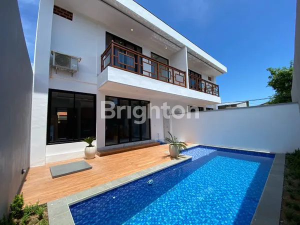 image NEWLY BUILT MODERN VILLA IN THE HEART OF SANUR (2)