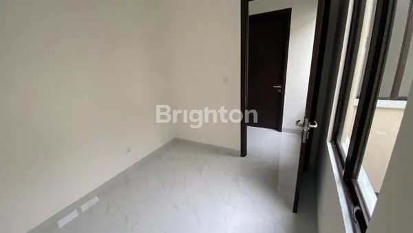 image RUMAH 2 LANTAI DIJUAL DI LAVON CLUSTER GRACIA (6)