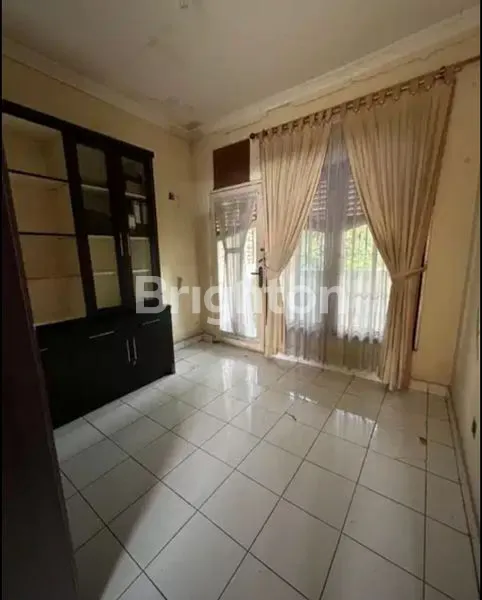 image RUMAH HOOK KOMPLEK DPR PONDOK RANJI (6)