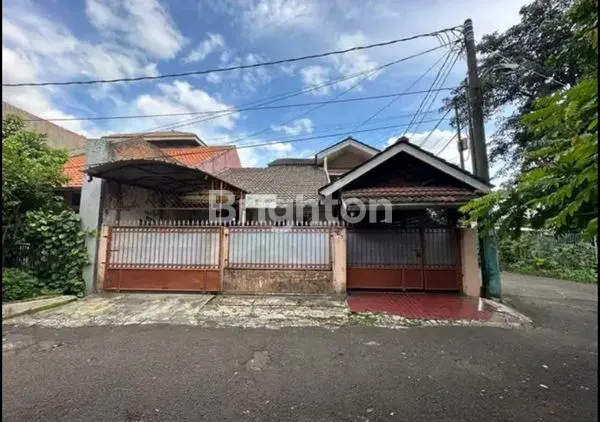 image RUMAH HOOK KOMPLEK DPR PONDOK RANJI (7)