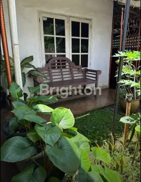 image RUMAH HOOK KOMPLEK DPR PONDOK RANJI (2)