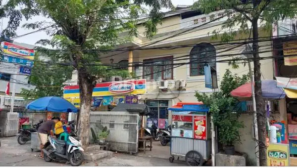 image RUMAH BESERTA TEMPAT USAHA INDOMARET - CENGKARENG, JAKARTA BARAT (1)