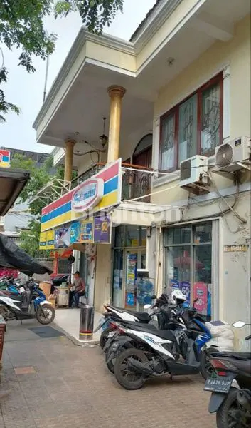 image RUMAH BESERTA TEMPAT USAHA INDOMARET - CENGKARENG, JAKARTA BARAT (2)
