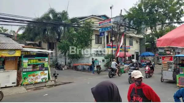 image RUMAH BESERTA TEMPAT USAHA INDOMARET - CENGKARENG, JAKARTA BARAT (3)