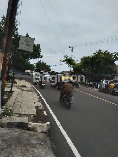 image JUAL CEPAT RUMAH DI WOLTER MONGINSIDI  (4)