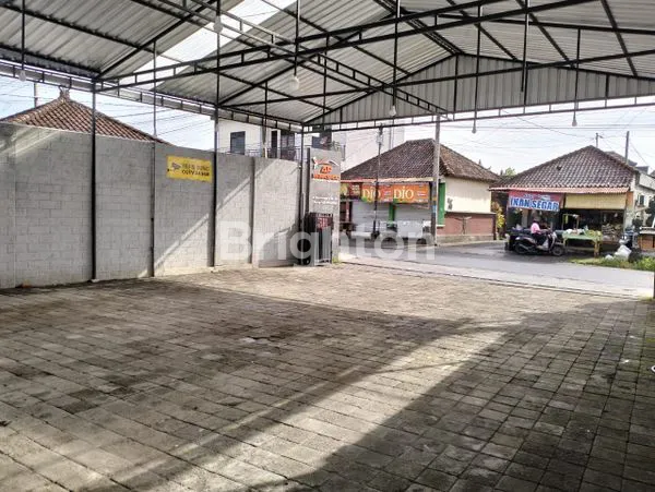 image PROPERTY YANG LANGKA RUKO DAN GUDANG DI JUAL DAERAH UBUNG KAJA (2)