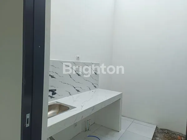 image RUMAH GAYA AMERICAN CLASIC SIAP HUNI LOKASI STRATEGIS DI BOGOR (4)