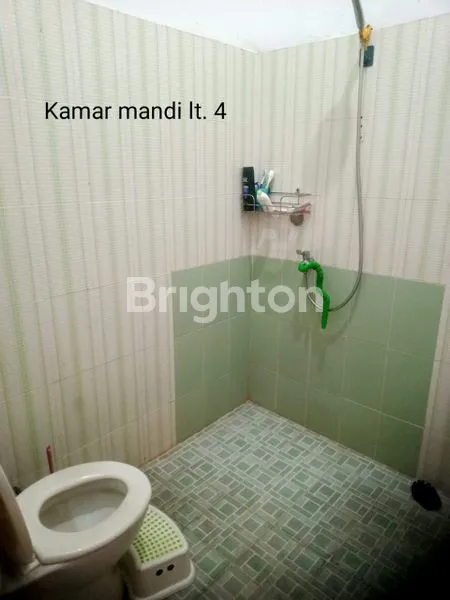 image RUMAH DI DAERAH JELAMBAR UTAMA (8)