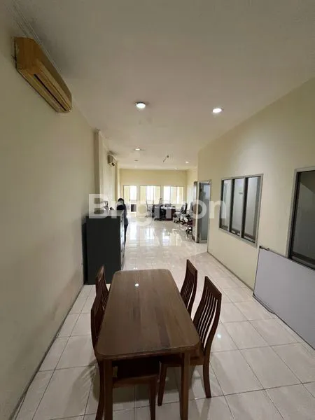 image RUKO 4 LANTAI STRATEGIS DI PINGGIR JALAN RAYA BESAR, COCOK UNTUK F&B, OFFICE, TRAVEL AGENT, RESTAURANT & INVESTASI BAGUS DI CIDENG JAKARTA PUSAT (8)