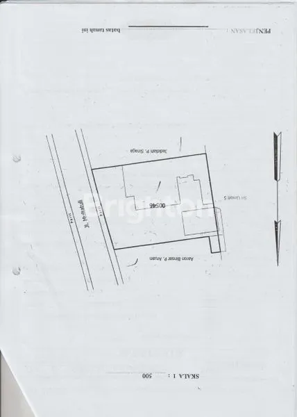image RUMAH DENGAN HALAMAN YANG LUAS DI KAWASAN ELITE MULTATULI MEDAN  (6)