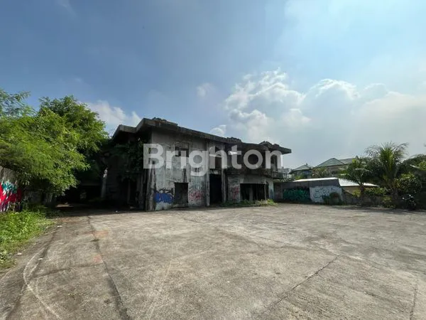 image LAHAN TANAH LUAS TEMPAT BEKAS BANGUNAN VILLA  (3)