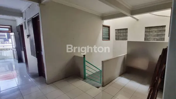image RUMAH KOST AKTIF DI SURABAYA DEKAT UNIVERSITAS SURABAYA (3)