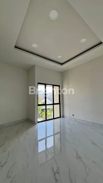 image RUMAH BARU GRESS SEMENIT DARI GM & RAYA MERR (5)