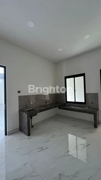 image RUMAH BARU GRESS SEMENIT DARI GM & RAYA MERR (3)