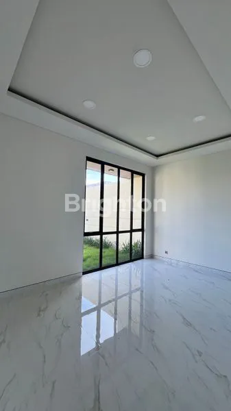 image RUMAH BARU GRESS SEMENIT DARI GM & RAYA MERR (4)