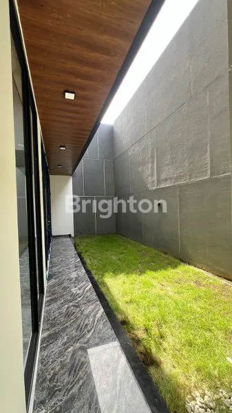 image RUMAH BARU GRESS SEMENIT DARI GM & RAYA MERR (8)