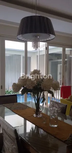 image RUMAH MEWAH 3 LANTAI PERMATA JINGGA SUHAT MALANG (3)