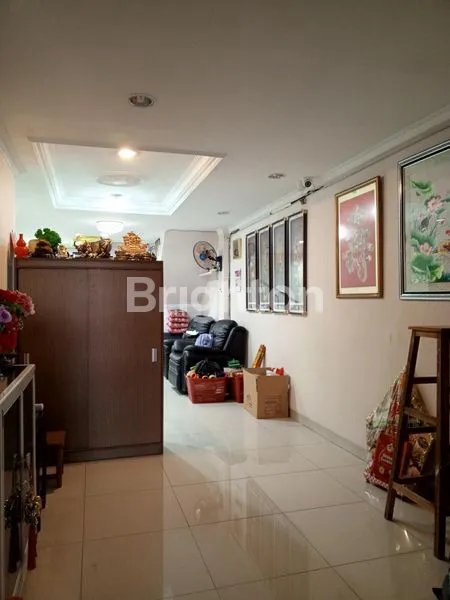 image RUMAH MEWAH SIAP HUNI DIKOMPLEK DUTAMAS GROGOL PETAMBURAN JAKARTA BARAT (2)