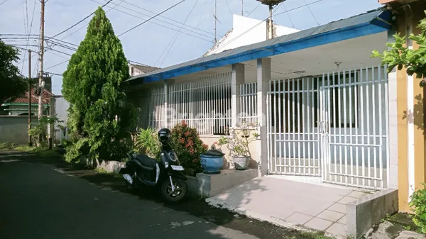 image RUMAH TENGAH KOTA KEDIRI KONDISI TERAWAT HARGA 1 M AN (1)