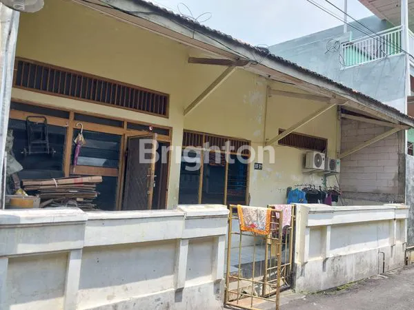 RUMAH TENGAH KOTA SIAP PAKAI