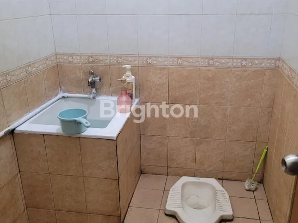 image RUMAH 2 LANTAI RAPI TERAWAT DI GRIYA JATIMURNI, DEKAT TOL JORR JATIWARNA (5)