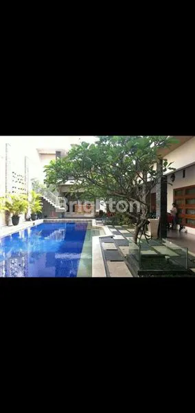 image RUMAH MEWAH BERKONSEP VILLA BALI PERUMAHAN PERMATA JINGGA SUHAT MALANG (4)