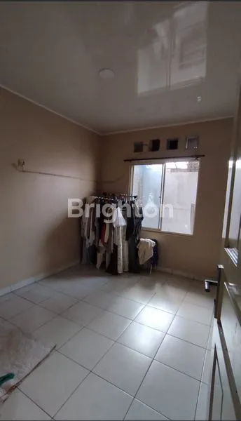 image RUMAH BEBAS BANJIR DI JUAL DI SEMANAN JAKARTA BARAT (5)
