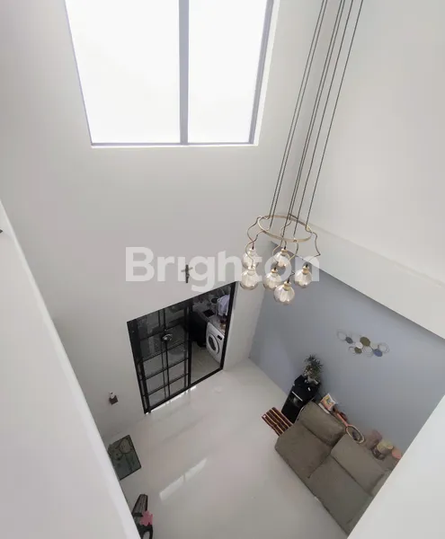 image 1M AN RUMAH MINIMALIS 2 LANTAI LEBAR 6 DEKAT CLUBHOUSE GRAHA NATURA, DEKAT G-WALK CITRALAND,SURABAYA BARAT (3)